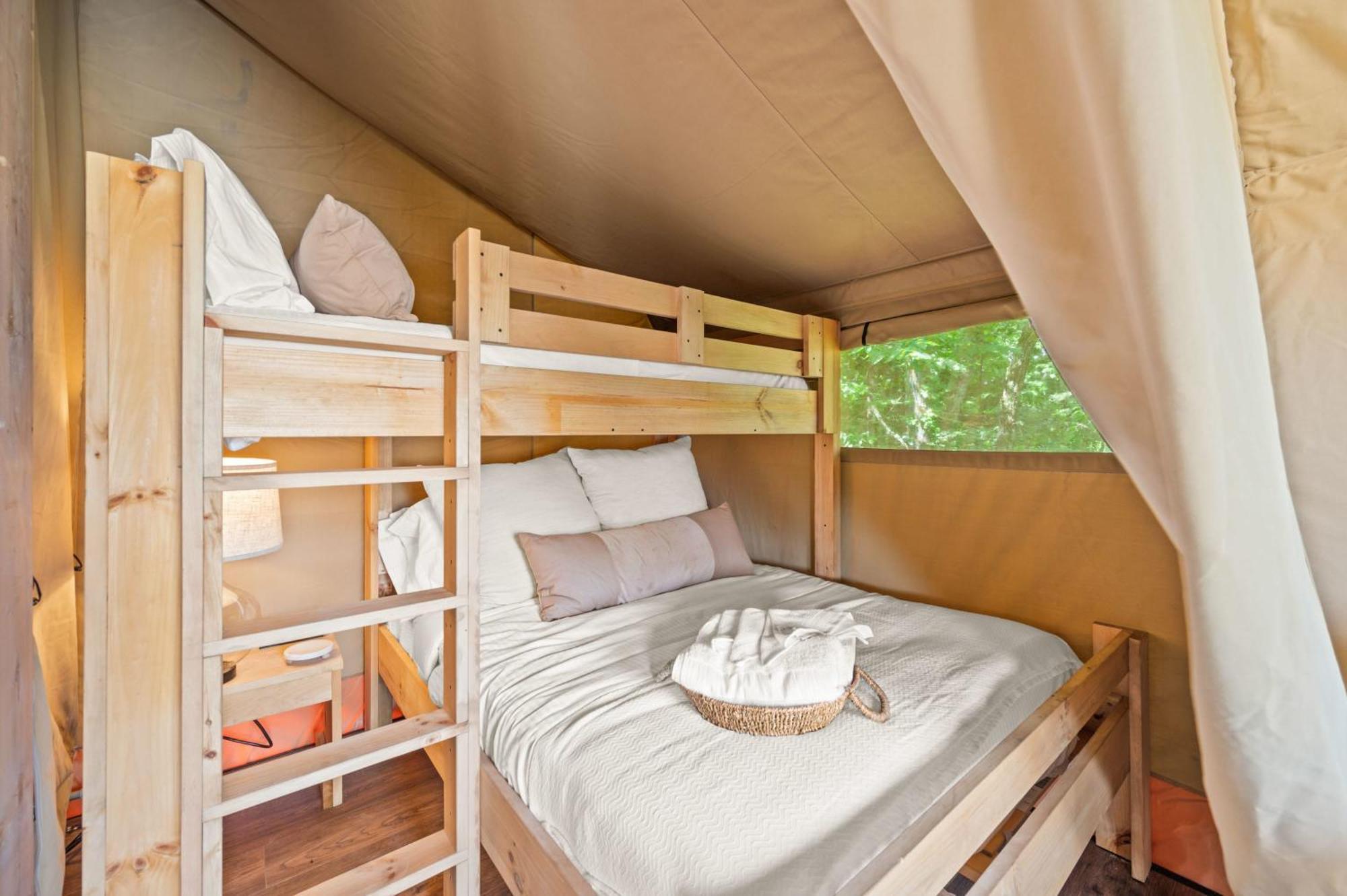The Lodges At Eden Reserve - Safari Tents Williamstown Exteriér fotografie