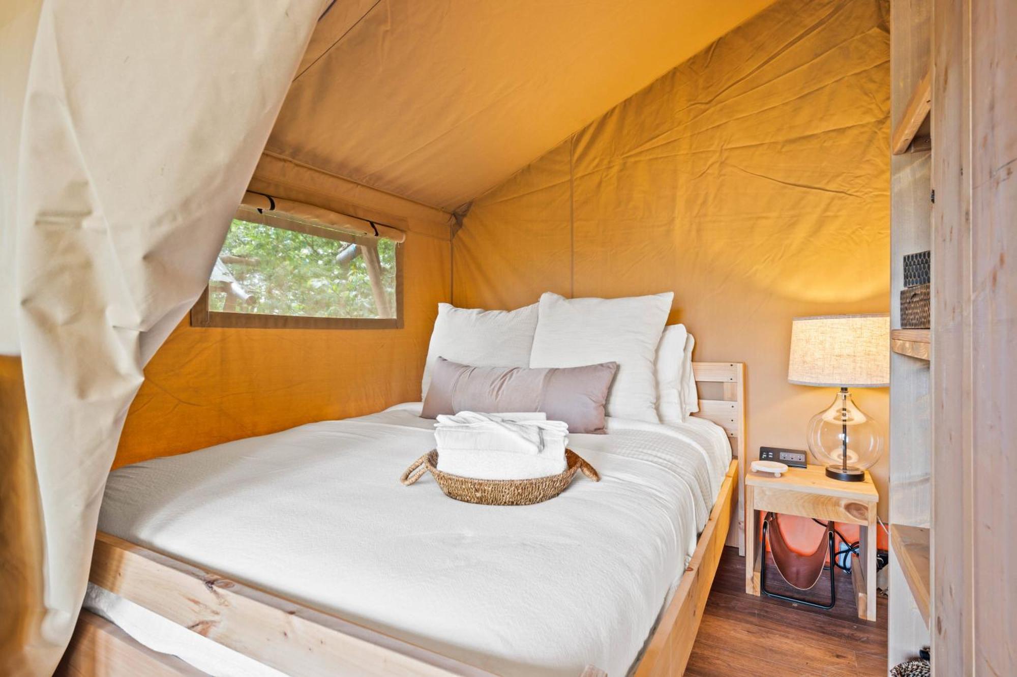 The Lodges At Eden Reserve - Safari Tents Williamstown Exteriér fotografie